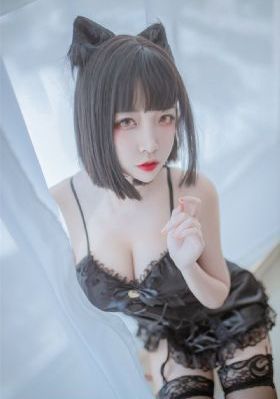 受欺辱的新任女教师